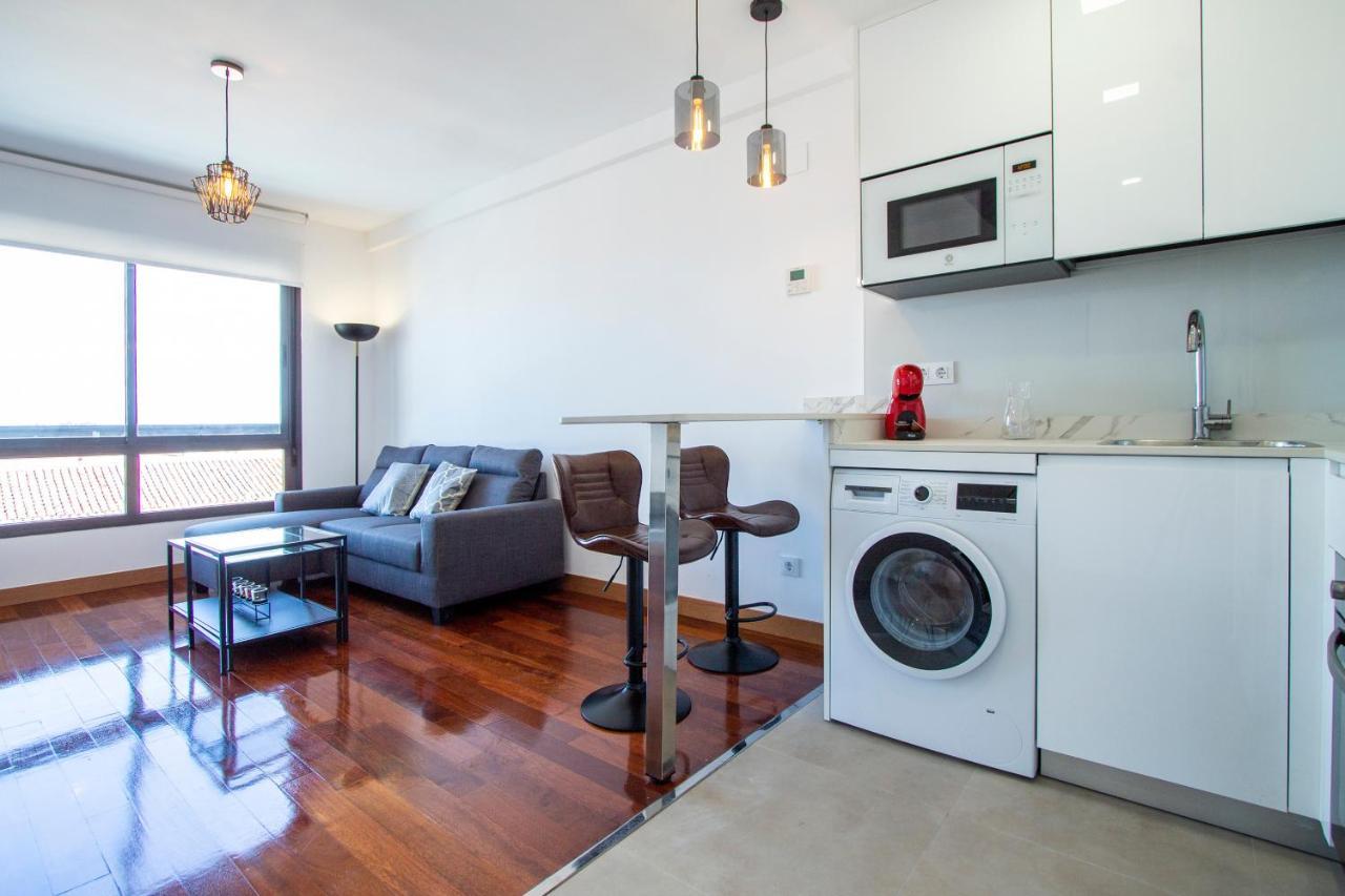 Apartamentos Castilla Luz Business Мадрид Екстер'єр фото
