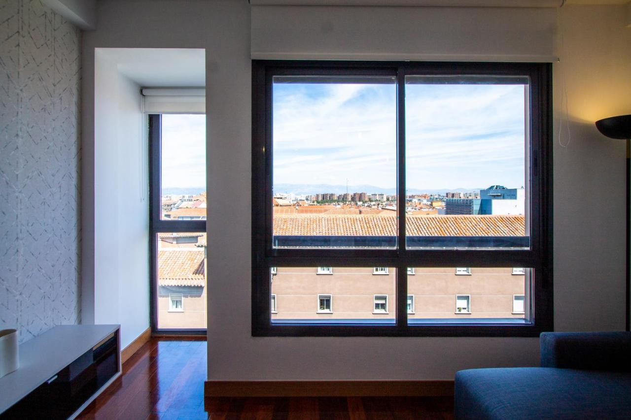 Apartamentos Castilla Luz Business Мадрид Екстер'єр фото