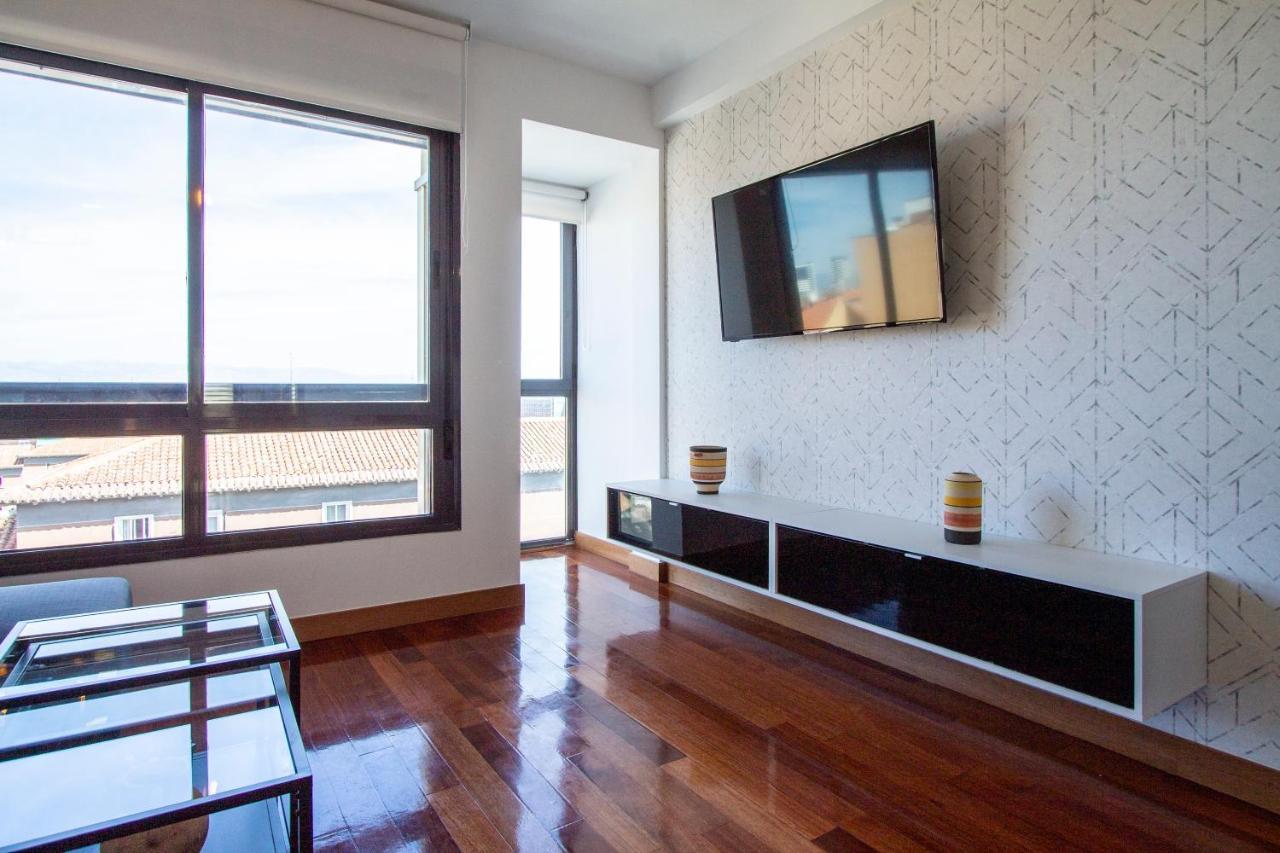 Apartamentos Castilla Luz Business Мадрид Екстер'єр фото