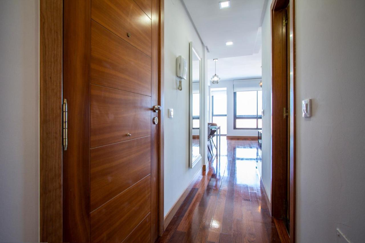 Apartamentos Castilla Luz Business Мадрид Екстер'єр фото
